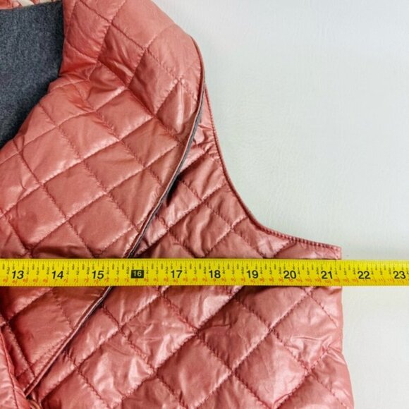 Soft Surroundings Vest Rose Gold Quilted Diamond Snap Front Size Medium - Picture 9 of 12